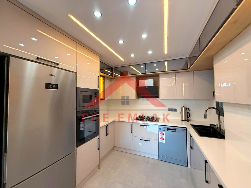 Didim'de Satılık Tam Müstakil 4+1 Villa