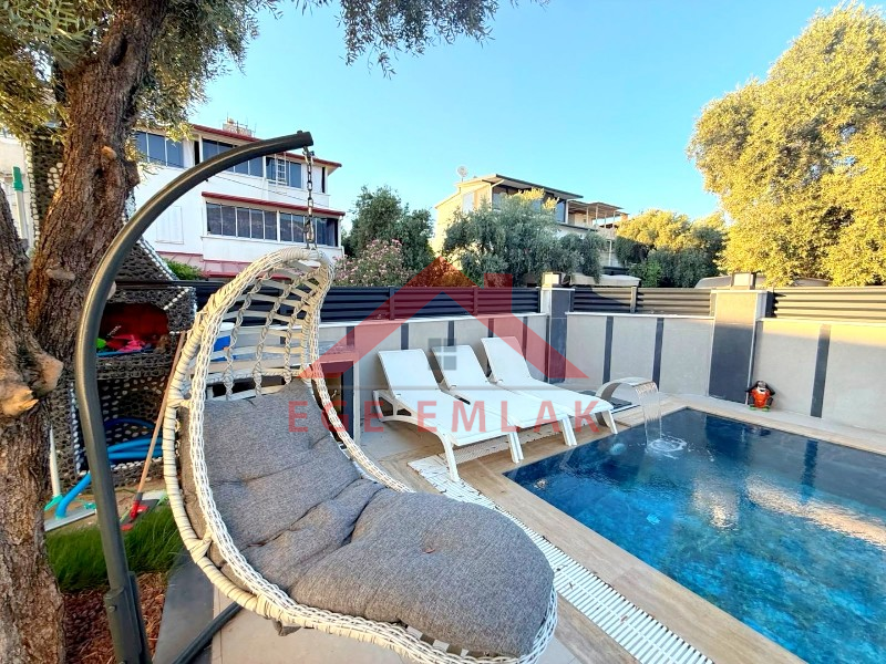 Didim'de Satılık Tam Müstakil 4+1 Villa