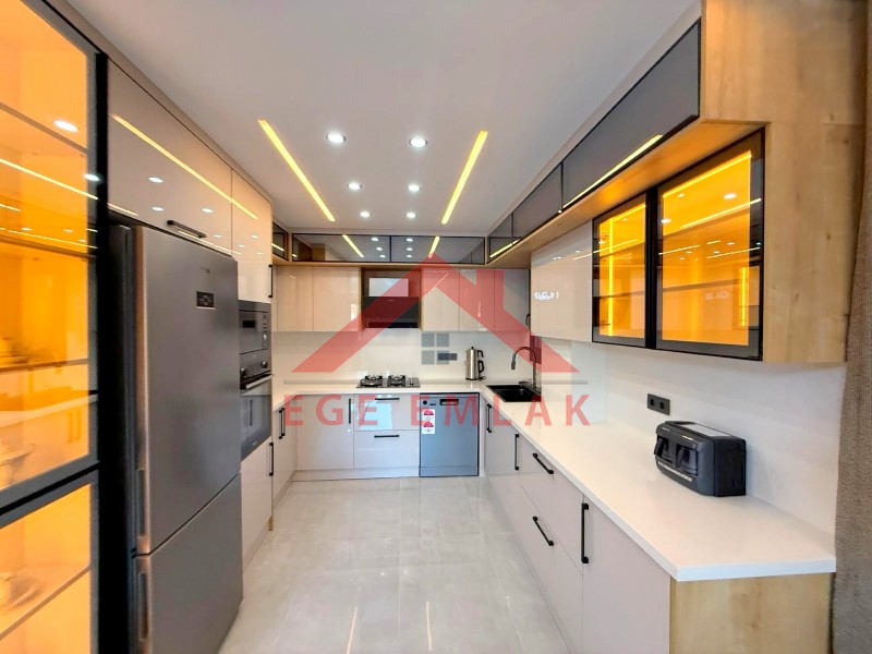 Didim'de Satılık Tam Müstakil 4+1 Villa
