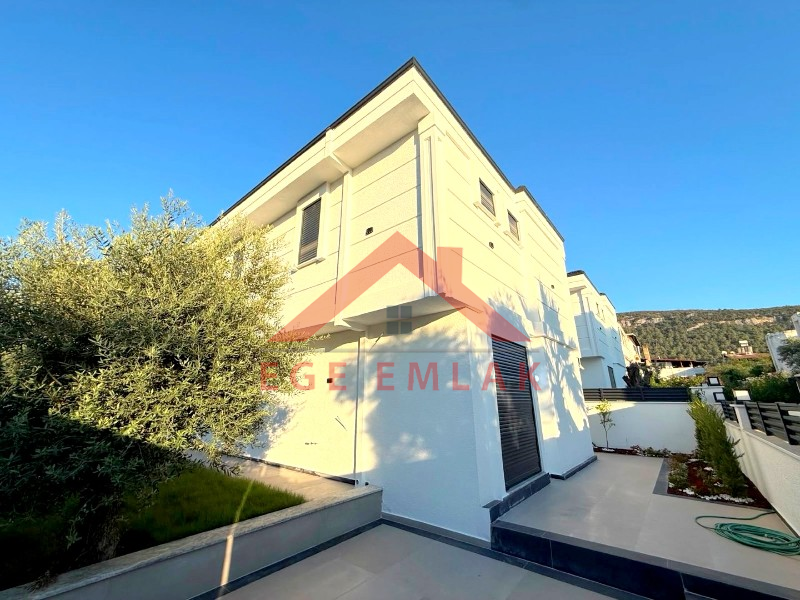 Didim'de Satılık Tam Müstakil 4+1 Villa
