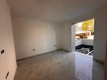 MARMAR'DA TÜRK MALI  YENİ SIFIR ZEMİNKAT  DAİRE 