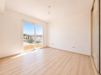 Lefkoşa Gönyeli’de Türk Koçanlı Satılık 3+1 İkiz Villa