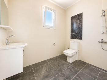 Lefkoşa Gönyeli’de Türk Koçanlı Satılık 3+1 İkiz Villa