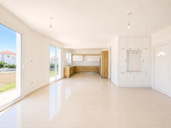 Lefkoşa Gönyeli’de Türk Koçanlı Satılık 3+1 İkiz Villa