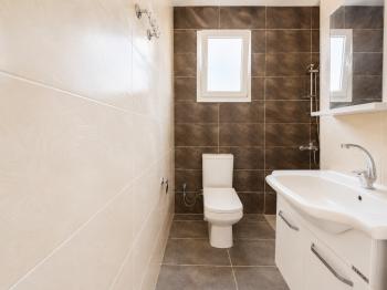 Lefkoşa Gönyeli’de Türk Koçanlı Satılık 3+1 İkiz Villa