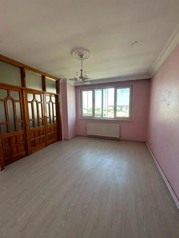 * AFYON ÜÇOK EMLAKTAN CUMHURİYET MAH 3+1 125M² ASANSÖRLÜ TEMİZ BAKIMLI SATILIK DAİRE *
