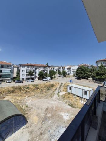 AFYON ÜÇOK EMLAKTAN ESENTEPE MAH  3+1 105M² SATILLIK SIFIR DAİRELER 