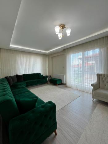 * AFYON ÜÇOK EMLAKTAN KANLICA MAH 3+1 120M² TEMİZ BAKIMLI SATILIK DAİRE *