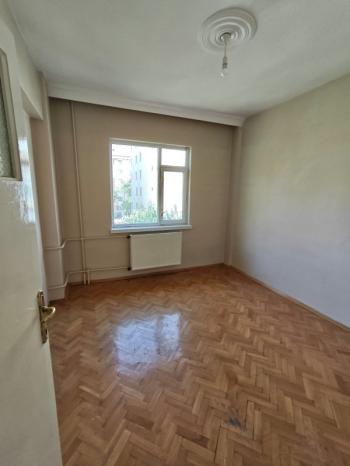 * AFYON ÜÇOK EMLAKTAN DERVİŞ PAŞA MAH 3+1 110M² TEMİZ BAKIMLI KİRALIK DAİRE *
