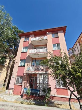 * AFYON ÜÇOK EMLAKTAN DERVİŞ PAŞA MAH 3+1 110M² TEMİZ BAKIMLI KİRALIK DAİRE *