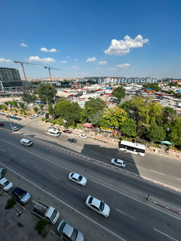 * AFYON ÜÇOK EMLAKTAN CUMHURİYET MAH 3+1 125M² ASANSÖRLÜ TEMİZ BAKIMLI SATILIK DAİRE *