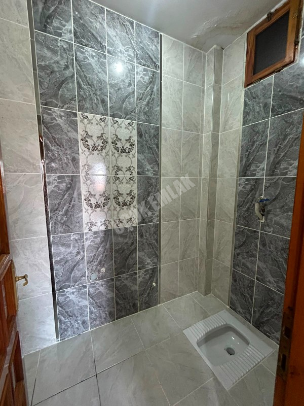 * AFYON ÜÇOK EMLAKTAN CUMHURİYET MAH 3+1 125M² ASANSÖRLÜ TEMİZ BAKIMLI SATILIK DAİRE *