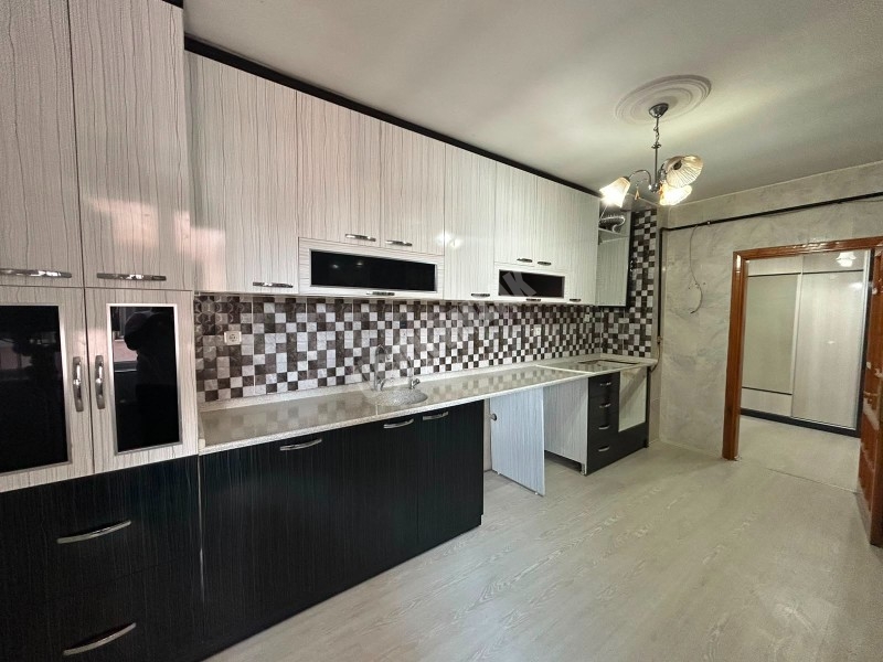 * AFYON ÜÇOK EMLAKTAN CUMHURİYET MAH 3+1 125M² ASANSÖRLÜ TEMİZ BAKIMLI SATILIK DAİRE *
