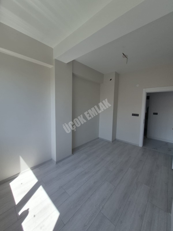 AFYON ÜÇOK EMLAKTAN ESENTEPE MAH  3+1 105M² SATILLIK SIFIR DAİRELER 