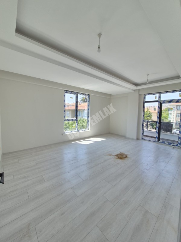 AFYON ÜÇOK EMLAKTAN ESENTEPE MAH  3+1 105M² SATILLIK SIFIR DAİRELER 