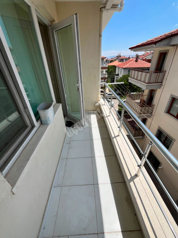 * AFYON ÜÇOK EMLAKTAN KANLICA MAH 3+1 120M² TEMİZ BAKIMLI SATILIK DAİRE *