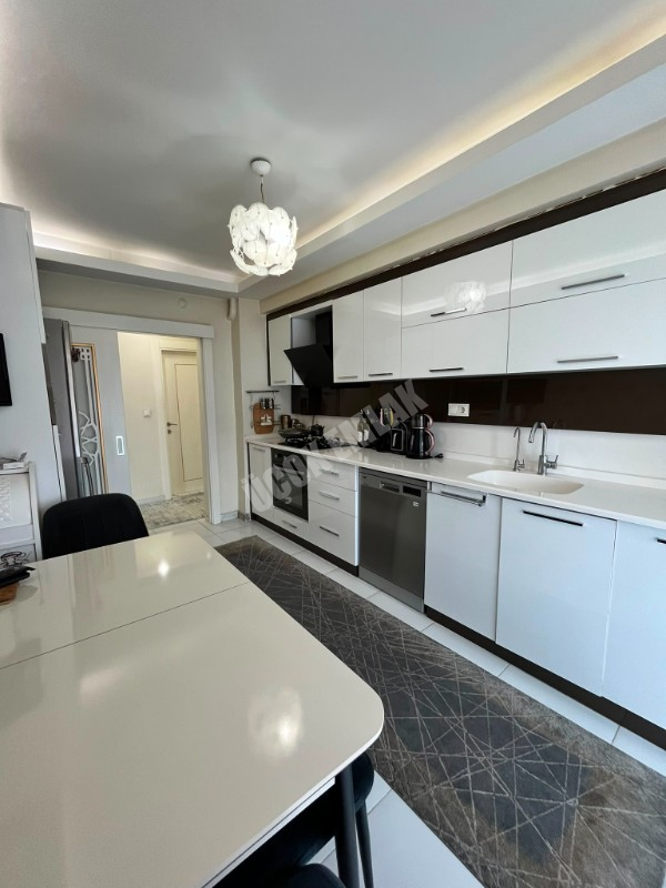 * AFYON ÜÇOK EMLAKTAN KANLICA MAH 3+1 120M² TEMİZ BAKIMLI SATILIK DAİRE *