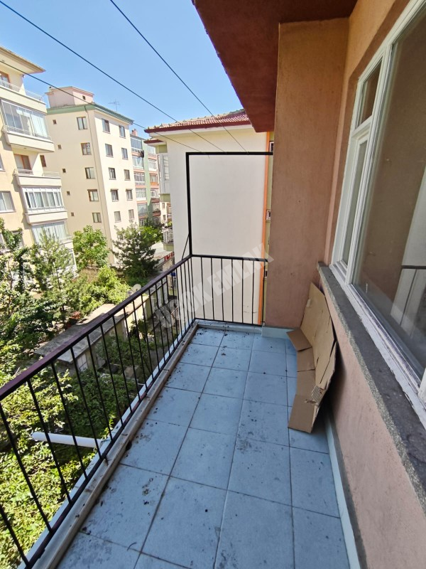 * AFYON ÜÇOK EMLAKTAN DERVİŞ PAŞA MAH 3+1 110M² TEMİZ BAKIMLI KİRALIK DAİRE *