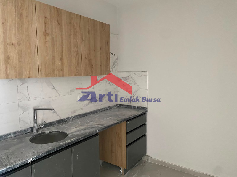 ARTI'DAN ÖZLÜCE'DE İZMİR YOLUNA CEPHE 320M² KİRALIK OFİSLER