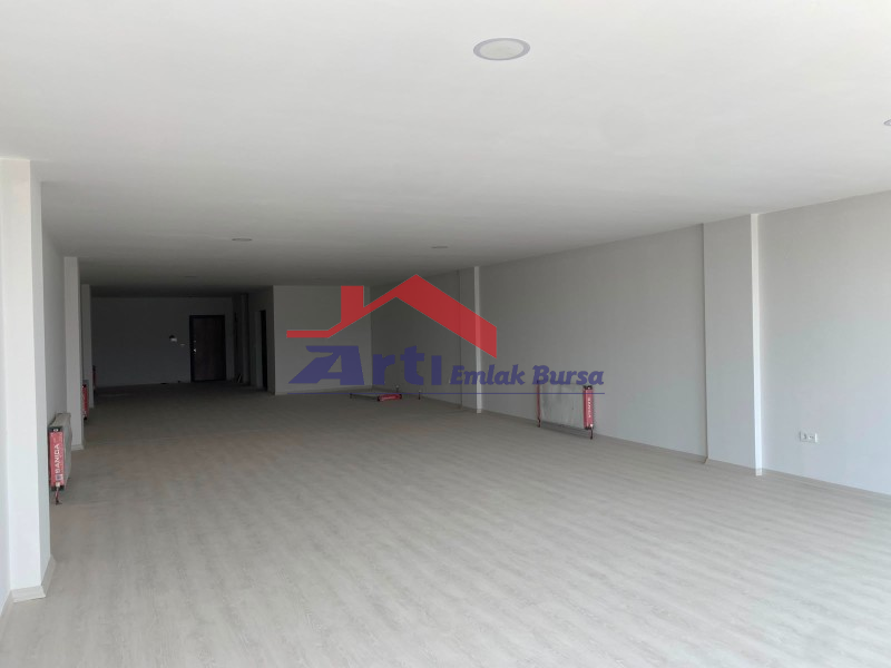 ARTI'DAN ÖZLÜCE'DE İZMİR YOLUNA CEPHE 320M² KİRALIK OFİSLER