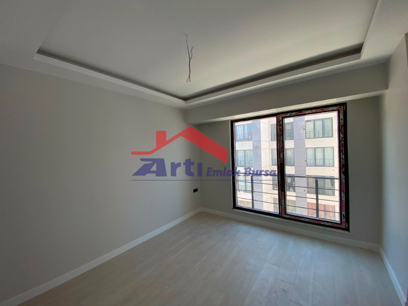 ARTI'DAN MUDANYA ÖMERBEY'DE SATILIK DENİZ MANZARALI 3+1 DAİRE