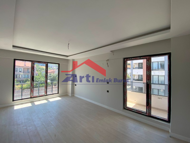 ARTI'DAN MUDANYA ÖMERBEY'DE SATILIK DENİZ MANZARALI 3+1 DAİRE
