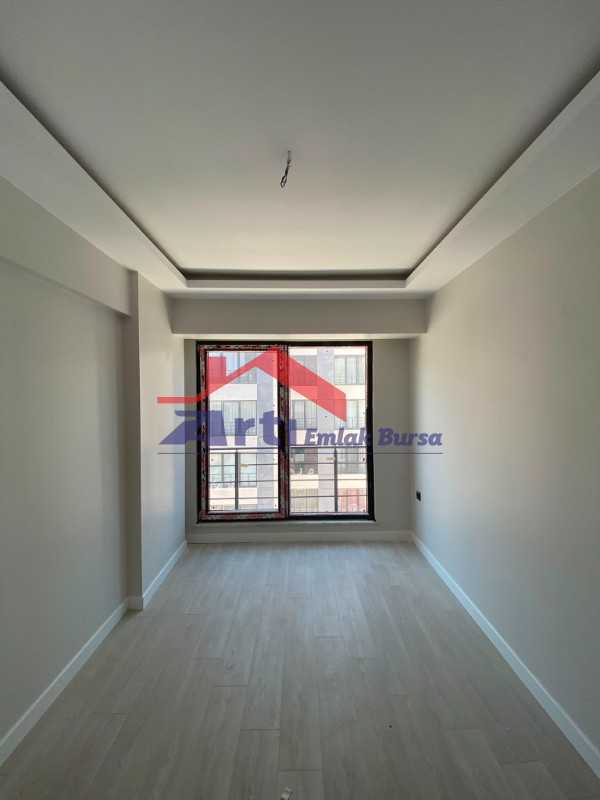 ARTI'DAN MUDANYA ÖMERBEY'DE SATILIK DENİZ MANZARALI 3+1 DAİRE