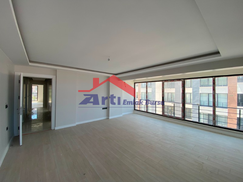 ARTI'DAN MUDANYA ÖMERBEY'DE SATILIK DENİZ MANZARALI 3+1 DAİRE