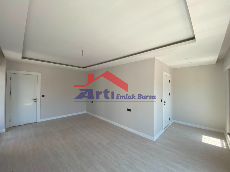 ARTI'DAN MUDANYA ÖMERBEY'DE SATILIK DENİZ MANZARALI 3+1 DAİRE