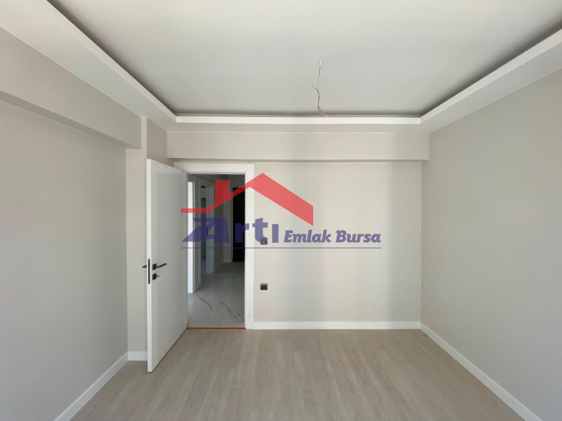 ARTI'DAN MUDANYA ÖMERBEY'DE SATILIK DENİZ MANZARALI 3+1 DAİRE