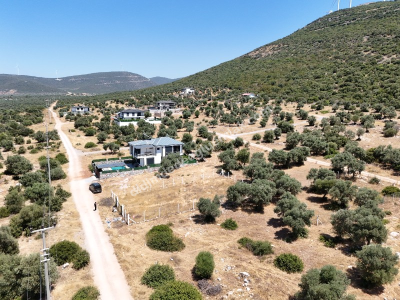 Didim de Satılık En iyi Konumda 405 m2 Müstakil Villa Arsası