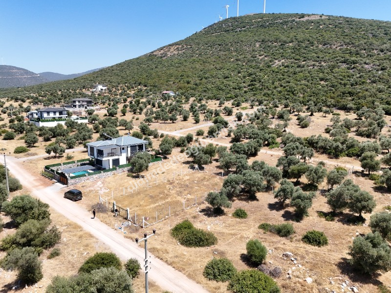Didim de Satılık En iyi Konumda 405 m2 Müstakil Villa Arsası