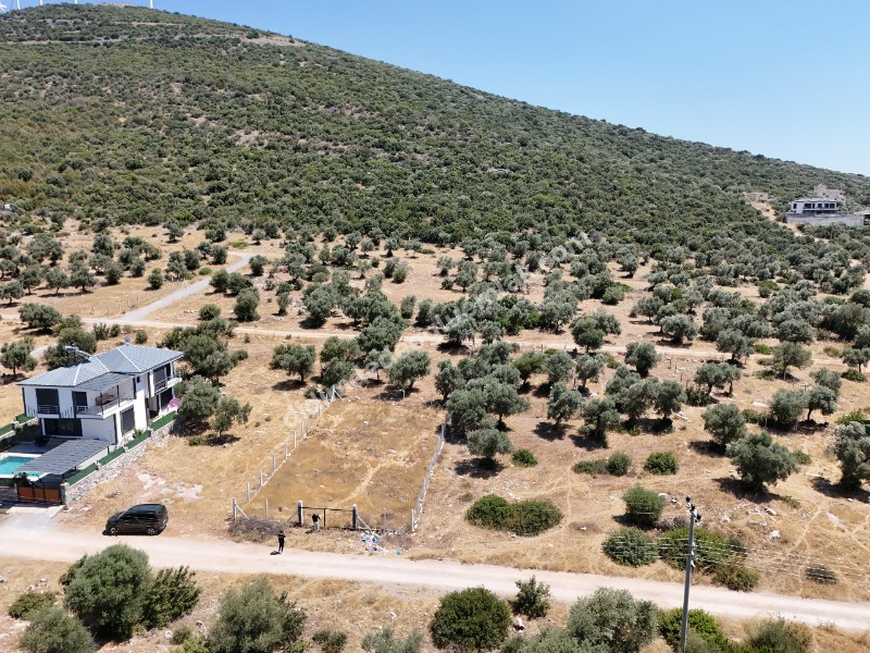 Didim de Satılık En iyi Konumda 405 m2 Müstakil Villa Arsası