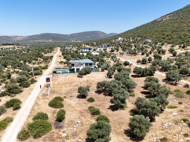 Didim de Satılık En iyi Konumda 405 m2 Müstakil Villa Arsası