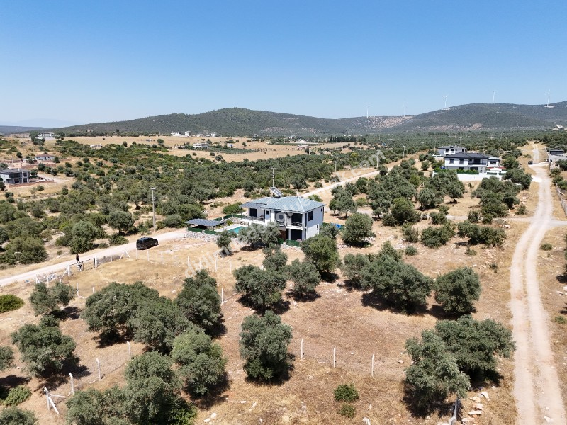 Didim de Satılık En iyi Konumda 405 m2 Müstakil Villa Arsası