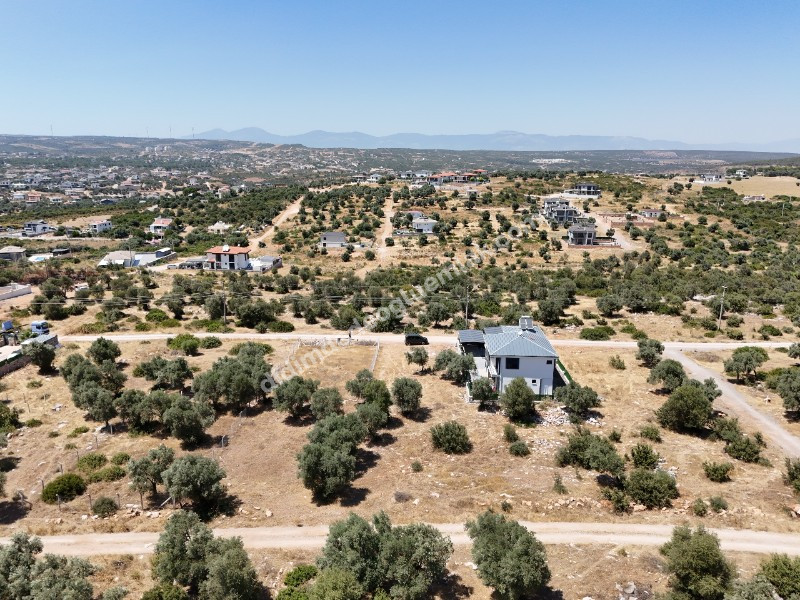 Didim de Satılık En iyi Konumda 405 m2 Müstakil Villa Arsası