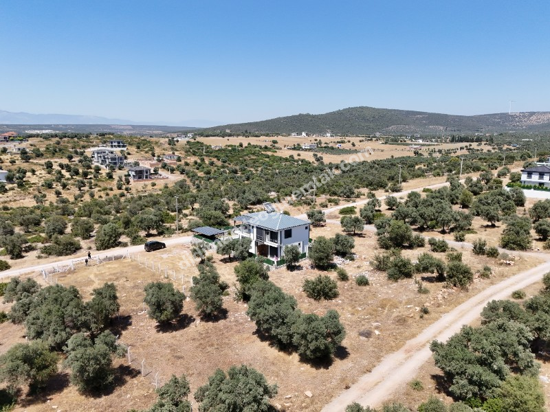 Didim de Satılık En iyi Konumda 405 m2 Müstakil Villa Arsası