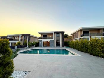 Didim'de Satılık Tam Müstakil Villa