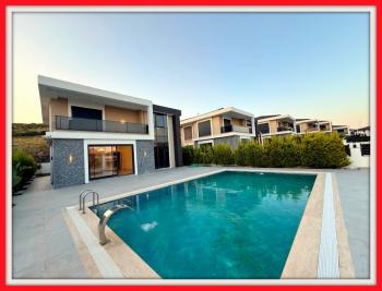 Didim'de Satılık Tam Müstakil Villa