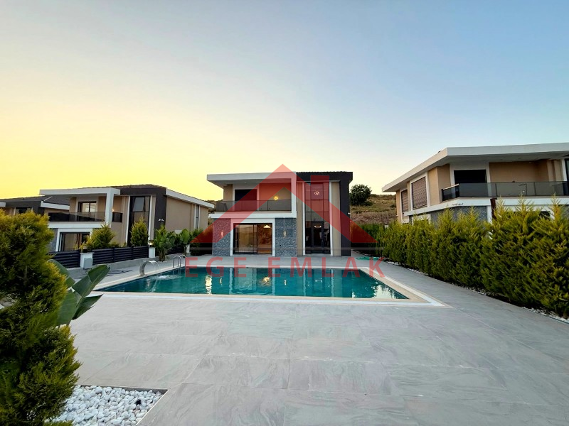 Didim'de Satılık Tam Müstakil Villa