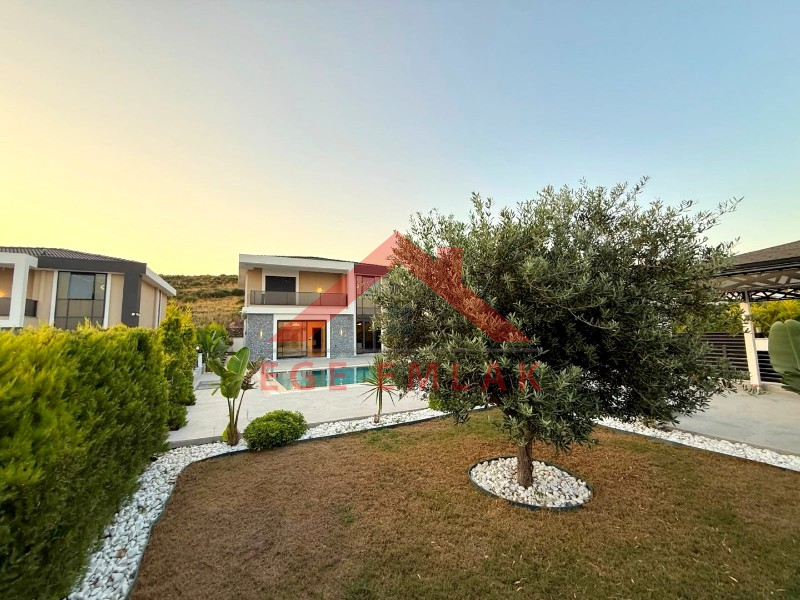 Didim'de Satılık Tam Müstakil Villa