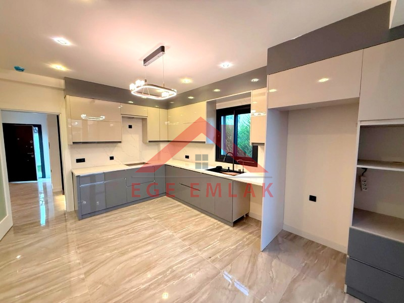 Didim'de Satılık Tam Müstakil Villa