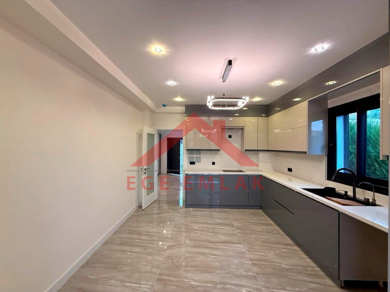 Didim'de Satılık Tam Müstakil Villa
