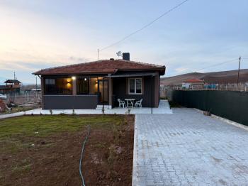 GÜVENAY - ÇORUM ORTAKÖY YOLU ÜZERİNDE SATILIK 600 M2HOBİ BAHÇESİ