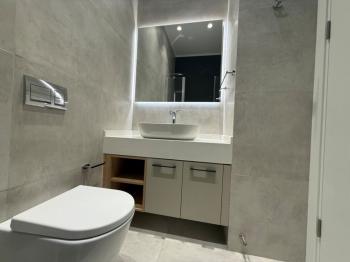Kıbrıs Girne Çatalköy Bölgesinde Denize Sıfır 710 m2 Arsa İçerisinde Kiralık 4+1 Lüks Türk Tapulu Villa