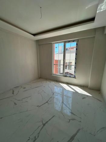 AFYON ÜÇOK EMLAKTAN MAREŞAL FEVZİ ÇAKMAK MAH 2+1 80M² SIFIR SATILIK DAİRE 