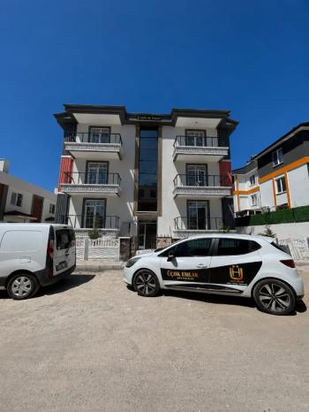 AFYON ÜÇOK EMLAKTAN MAREŞAL FEVZİ ÇAKMAK MAH 2+1 80M² SIFIR SATILIK DAİRE 