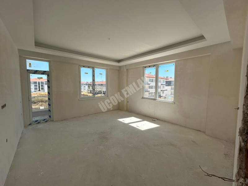 AFYON ÜÇOK EMLAKTAN KANLICA MAH SATILIK SIFIR 3+1 LÜX FIRSAT DAİRELER