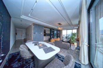 Girne Merkez'de Taşınmaya Hazır Özel Tasarım Muhteşem 3+1 Kiralık Daire