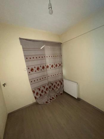 AFYON ÜÇOK EMLAKTAN FATİH MAH 2+ 80M² TEMİZ BAKIMLI KİRALIK DAİRE 